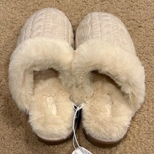 J. Crew Cream Cable Knit Slippers